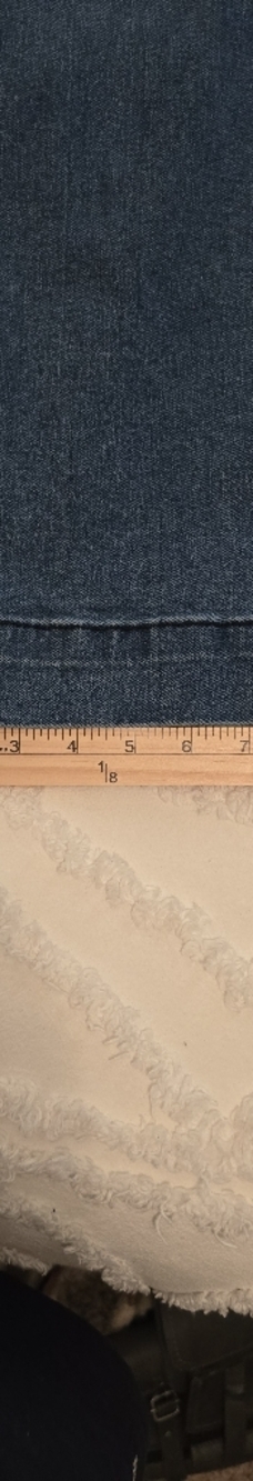 Women's High Rise Wide Leg Jeans, 4 Pocket, Size 14 (310) - Picture 11 of 11